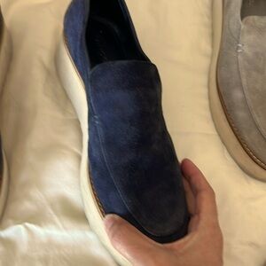 Vince dark blue suede shoes